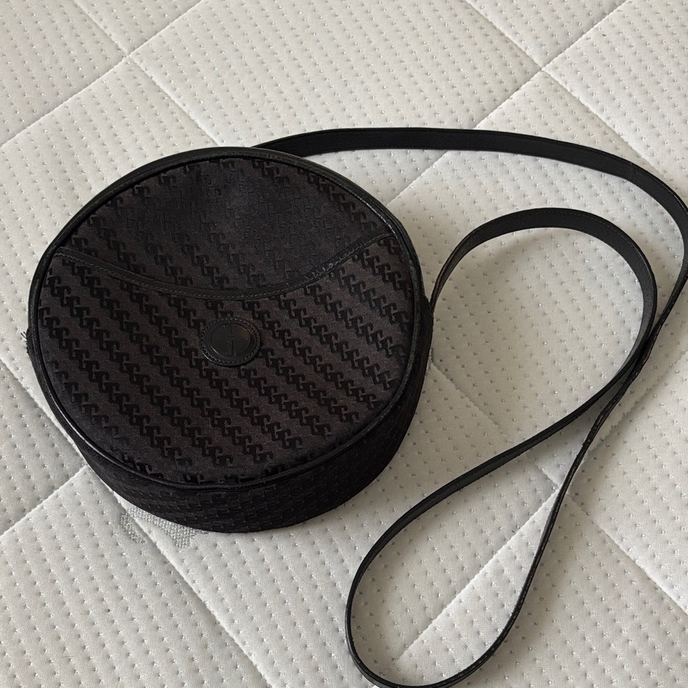 Vintage Gucci Canteen Purse